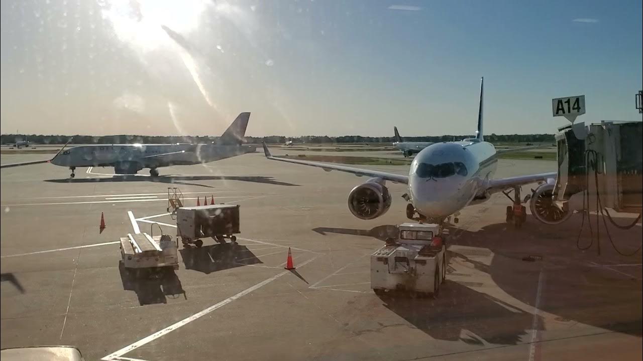 Delta Air Lines Airbuses moving Terminal A H. W. Bush