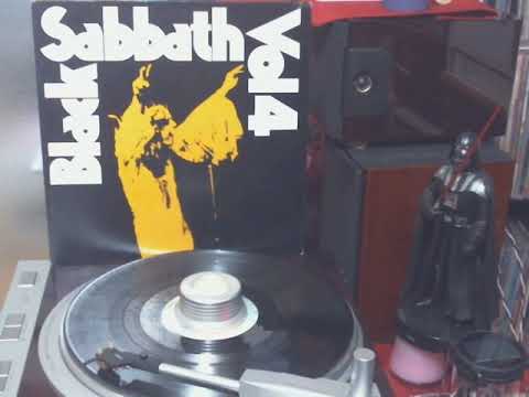 Black Sabbath - A1 「Wheels Of Confusion」 from Vol 4