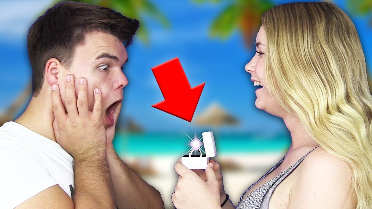 vlogs in spanish SHE PROPOSED! (The Sims 4)