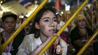 Photos of the Day - Thai Protests Battle Elections