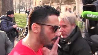 Corona scarcerato, i fan fuori da San Vittore: \