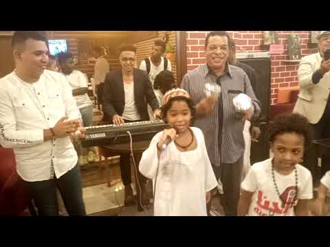 آحلي آمر مع الفنان الكبير حسان ابو فرحه