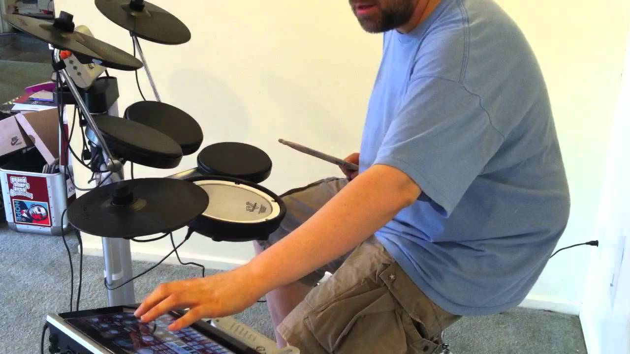Roland VDrums, iPad, Alesis IO Dock drum roll demo YouTube