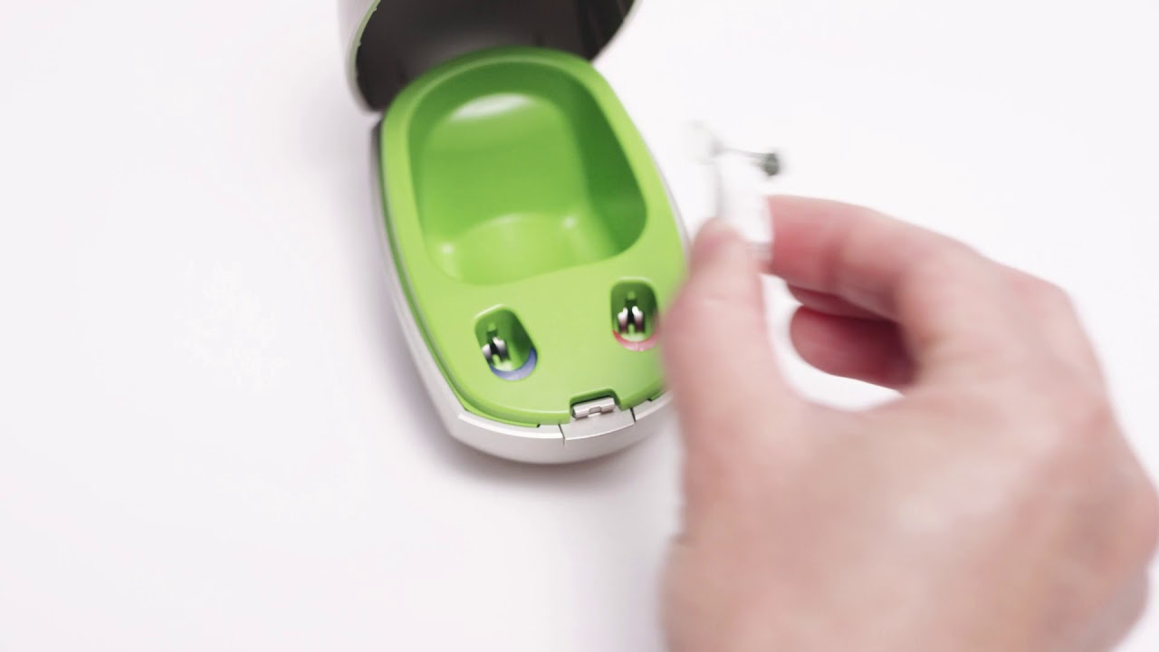 ロジャーフォーカス II 充電の方法 - YouTube