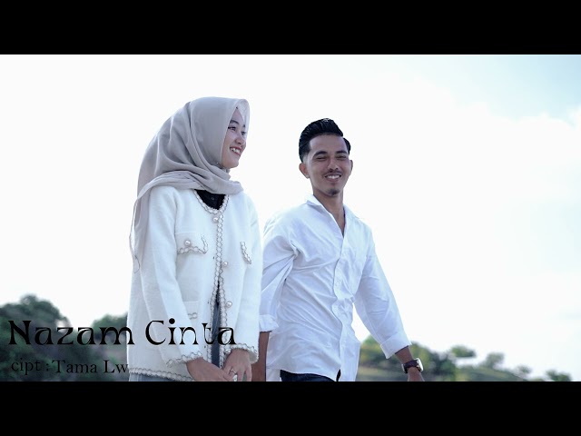 NAZAM CINTA - TAMA LW Feat EVA NOVIA ( Official Music Video ) class=