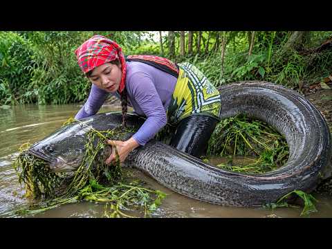 Catching Giant River Fish, Making Smoked Fish To Preserve And Cooking With My Little Daughter