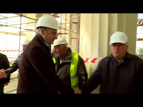 პრემიერი ოზურგეთის თეატრის სარეაბილიტაციო სამუშაოებს გაეცნო