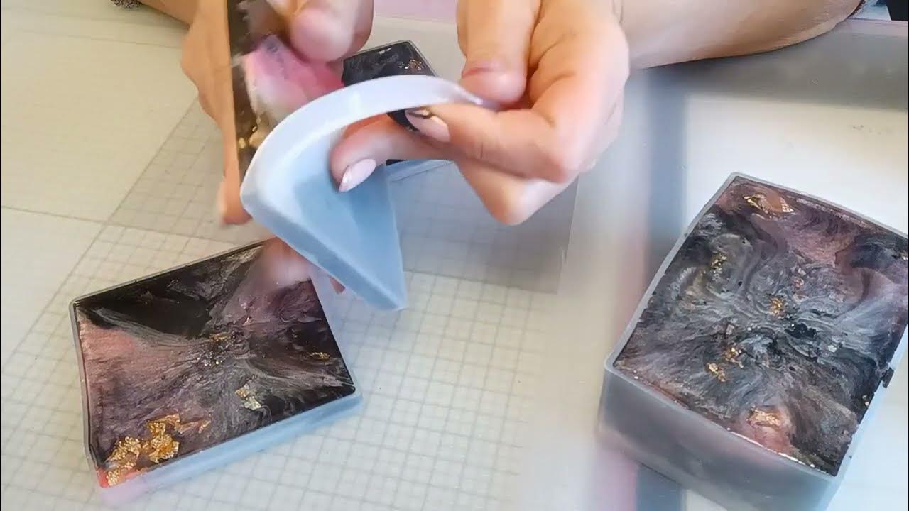 Faire Un Moule En Silicone Pour Résine époxy Atelier débutant résine époxy moule #beebeecraft 😍 - YouTube