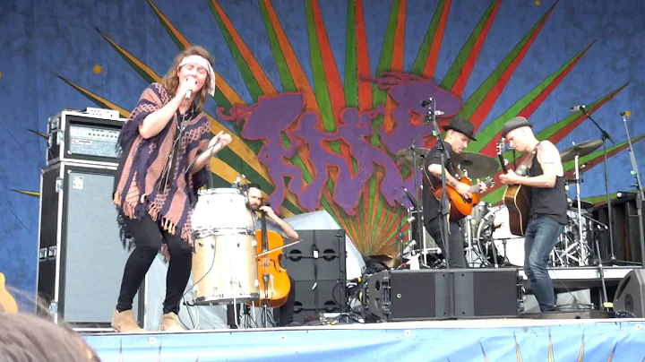 Brandi Carlile: "Going to California" (Led Zeppelin song) @ New Orleans JazzFest 2016