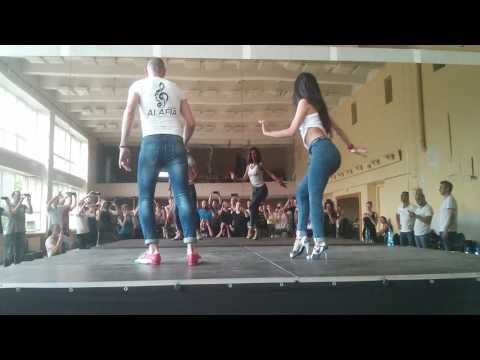 Vídeo: Com Esdevenir Participant Del Festival De Salsa De Riga