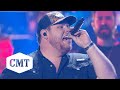 Luke Combs Performs “Beer Never Broke My Heart” at 2019 CMT Music Awards