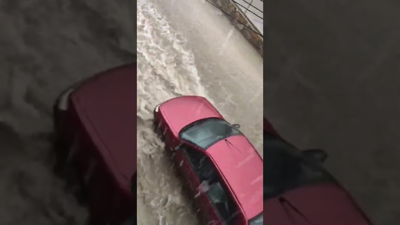 😱🇪🇸 Imágenes de la gran tormenta con fuertes rachas de viento que ha afectado a Murcia y Mallorca