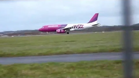 Wizzair A320 - Gdansk To London Luton - With ATC