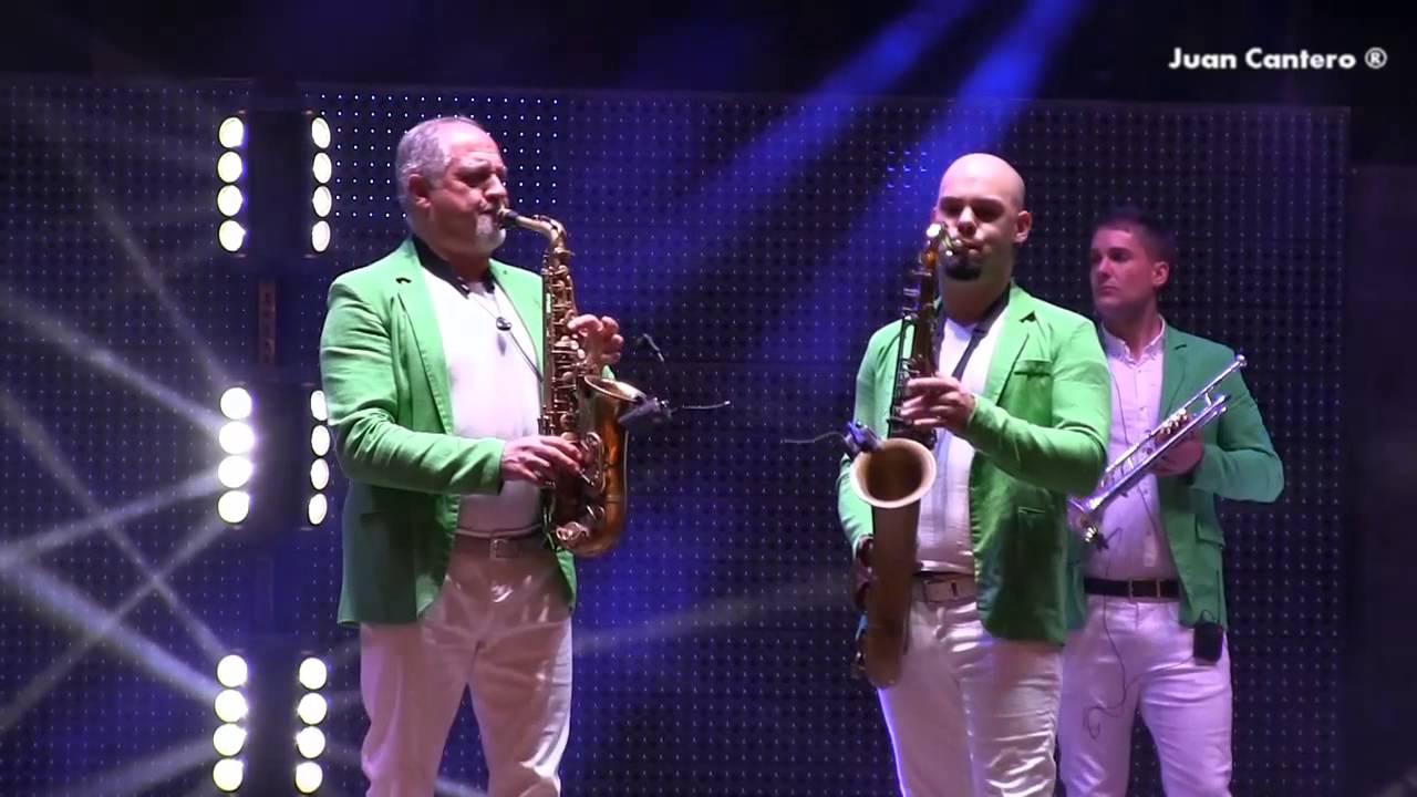 Fania Blanco Show 2015-Agárrate saxo-Abegondo, A Coruña ®Juan Cantero
