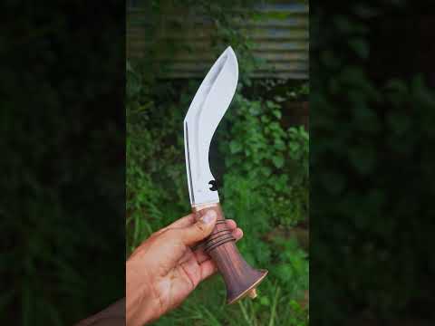 Beautiful Pensioner Blade