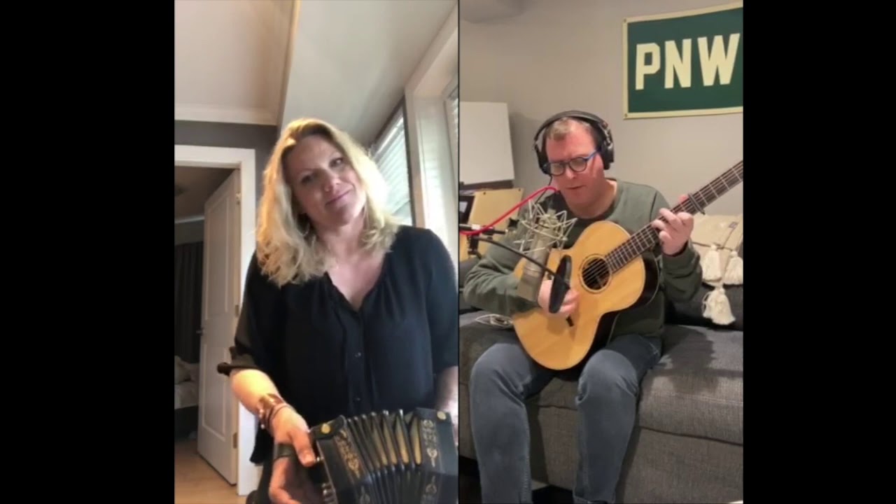 Trim the Velvet & Over the Moor to Maggie