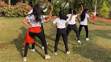 Malhar Malhar dance video/Bollywood dance/-sushmita choudhari /group dance/Marathi song