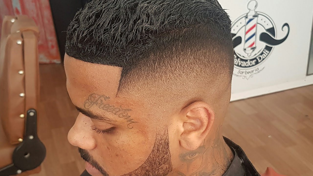 corte de cabelo masculino na régua