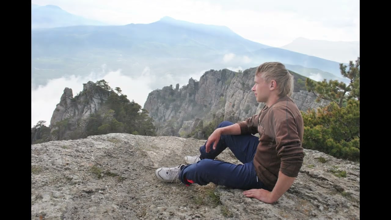 Дурла ,Южная Демерджи.Поход в середине мая по Крымским горам.2011 год .Архивное слайд- шоу.2-я часть