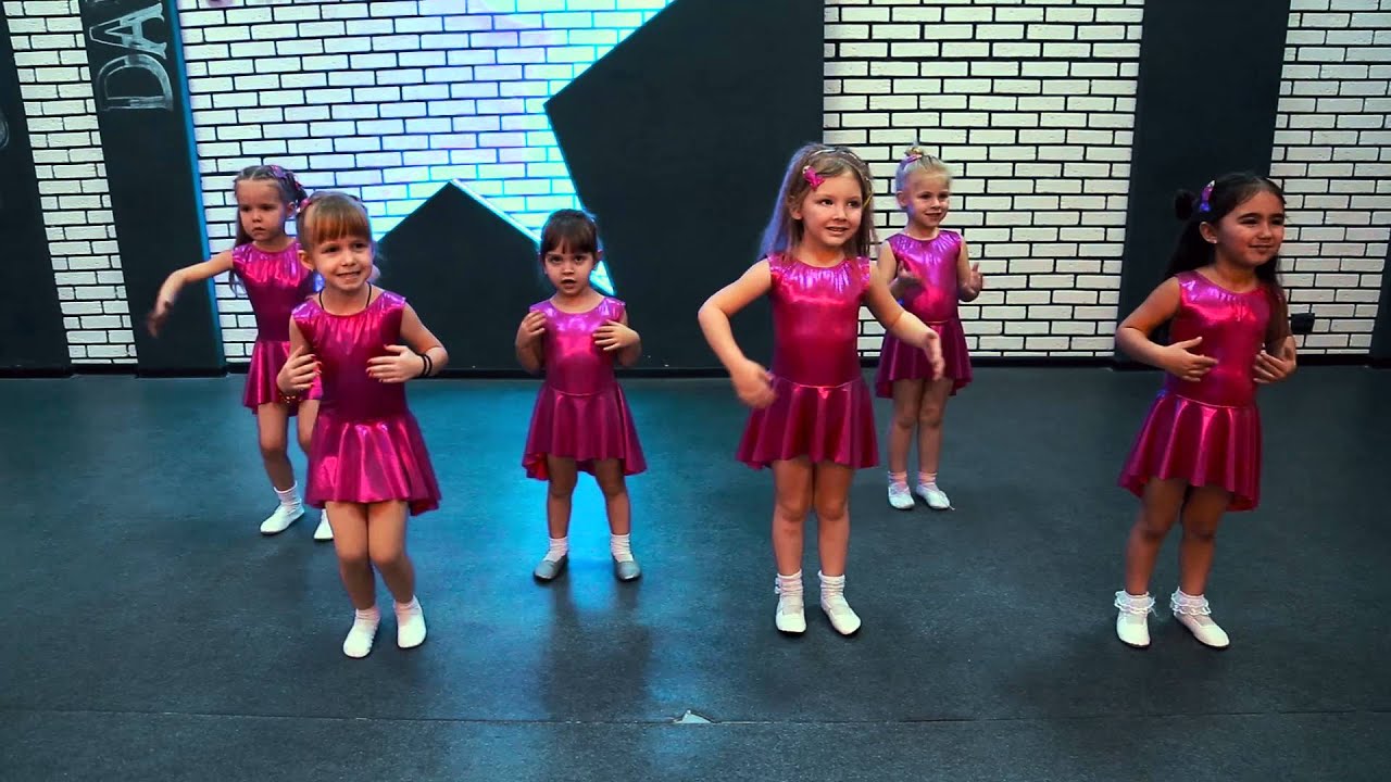 contemporary art ตัวอย่าง Вепрецкая Лиза – Оставайся мальчик с нами.Choreography by Радмила Калинина All Stars Dance Centre