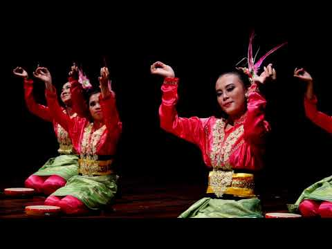 TARI KREASI TAK TOK - BETARI GUMILANG PENDIDIKAN SENI TARI UNNES 2016