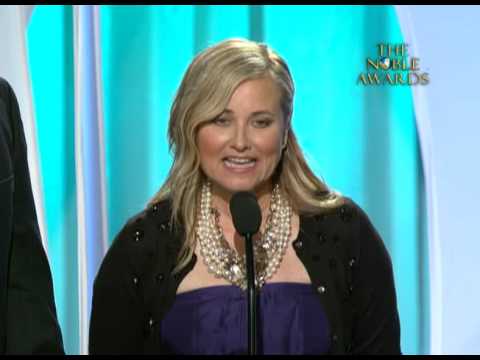 Nancy O'Dell - The Noble Awards (5 of 21)