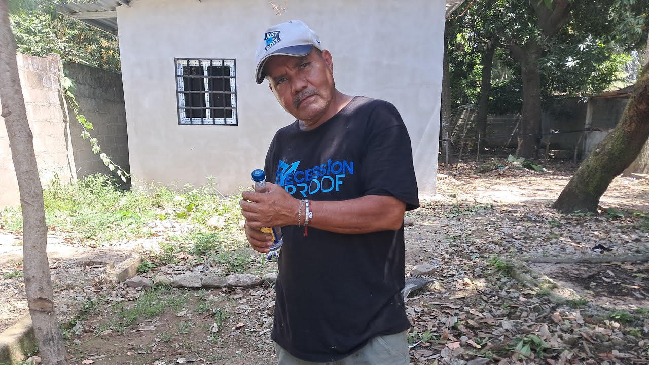 CON EL CHILINDRINO ANDA EN PATA DE CUCHO