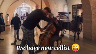 Maestro Mentorship: Hauser Teaches an Old Friend the Art of Cello Playing! 🎻🎓