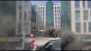 Шесть автомобилей сгорели при пожаре в паркинге в Астане