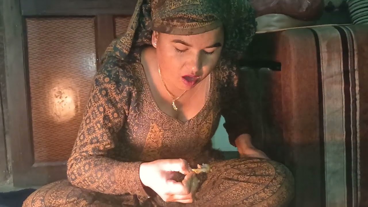 Nepali Food| Local Kukhurako Masu| Local Masko Dal| Bhat| Aajako Khana|