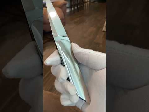 This Mirrornex knife is so cool!! https://mirrornex.com/