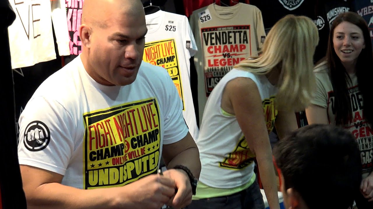 Tito Ortiz at LA Fit Expo 2016