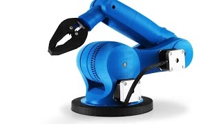 Zortrax M200 3D printer - 3D printed dancing robots