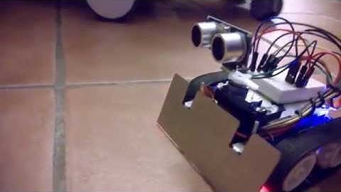 Arduino Zumo Robot with distance sensor (wall e is back)
