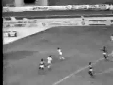 ماجد عبدالله وهدف في نيوزلندا 1982 كبري رقم 3 من 11