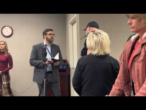 Daily Signal Reporter Thrown Out of School Board Meeting for Asking a Question