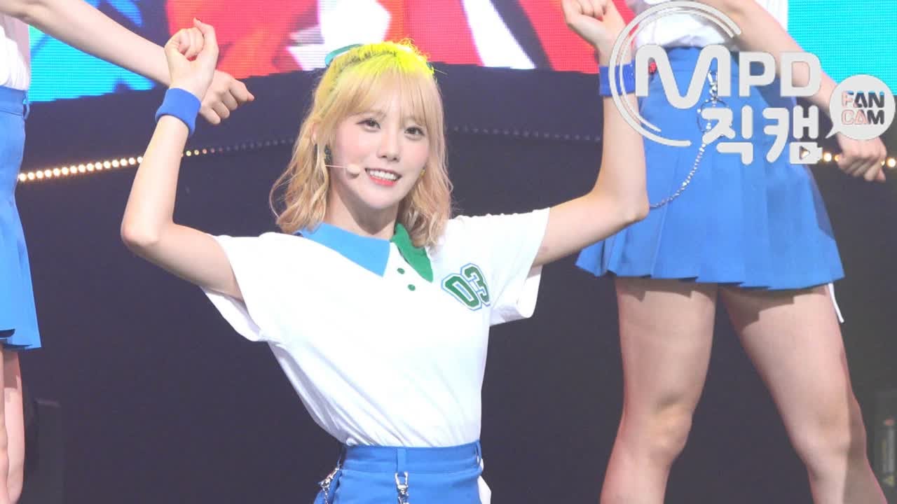 ルダ「HAPPY」公式Fancamのサムネイル