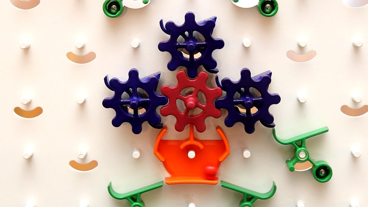 Turing Tumble, a DIY mechanical computer powered by marbles