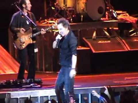 Bruce Springsteen - Tenth Avenue Freeze-Out (28-11-2007)