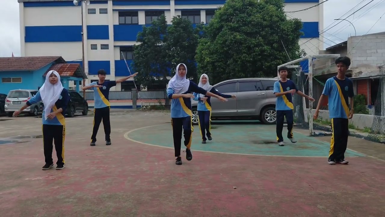 Senama irama kelas 95 kelompok 1 