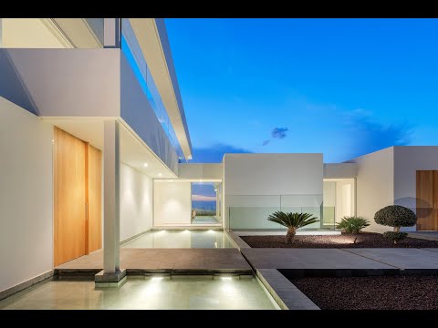 Video: Moderne Villa in Spanien zu verkaufen