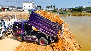 Nicely! Technique Bulldozer KOMATSU D3 Push Soil & Dump truck 5T Uploading Soil