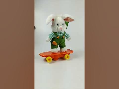The song Peter Cottontail by Gene Autry is performed by a White Rabbit