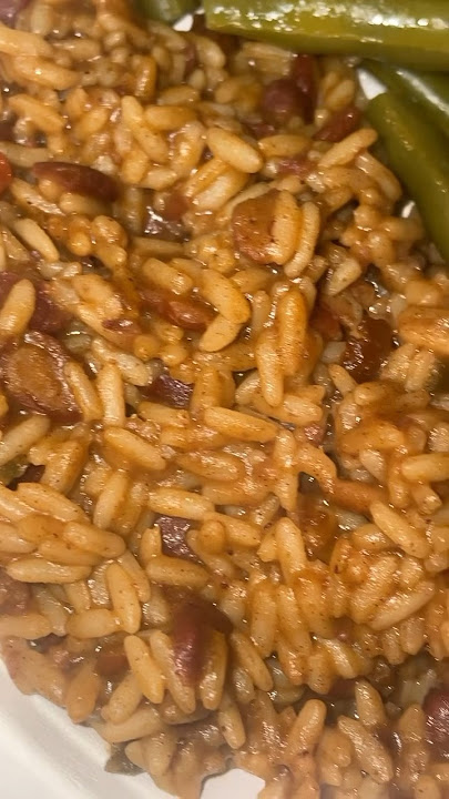 KIMBO’S KITCHEN: Homemade Gravy Over Garlic Peppercorn Tenderloin w/ Homemade Cajun Red Beans & Rice