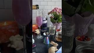 Lavender French 75 #feedfeed #foodnetwork #recipes #champagne #cookwithme #cocktails #easter