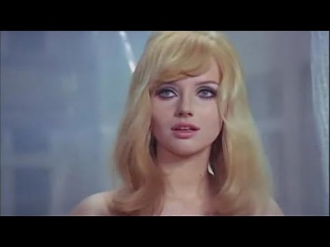 باربارة كارسكا ابنةرئيس وزراءبولندا اسلمت اثناء تصويرها فيلم مصري وتزوجت ممثل مصري فقتلها وحرق جثتها