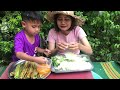 #Eating Fish wrapped in banana leaves#សង្វាក់នំបញ្ចុក#ปลาห่อใบตอง