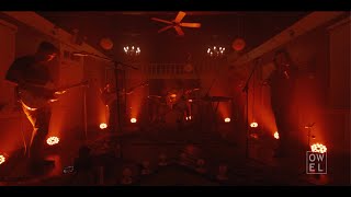 OWEL - Pale Soft Light (Live from the Old Franklin Schoolhouse) screenshot 2