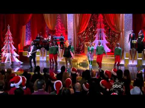 (HD) Mariah Carey - Here Comes Santa Claus (Live ABC Christmas Special)