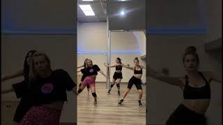 Shakira trend #beyonce #tiktokdance #рекомендации #shakira dance #dance